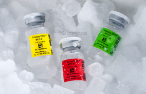 لیبل حرارتی 35×25 میلیمتر برای چاپ مستقیم، مقاوم در برابر رطوبت، سایش و دماهای پایین، مناسب ویال، فالکن و لوله آزمایش و بسته های دارویی.